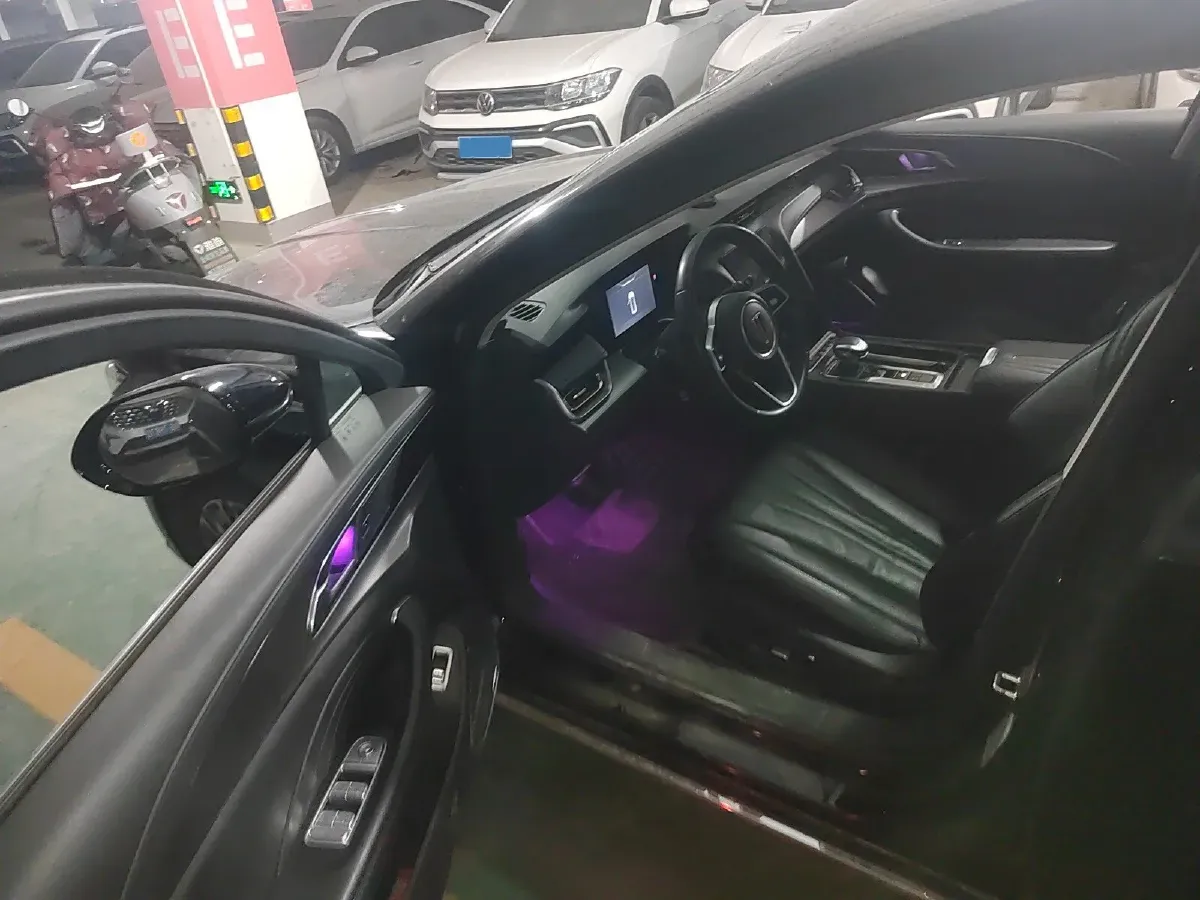 2022 HongQi H5 1.5T 169HP L4 7DCT,autocango,china used car exporter,china ev exporter,chinese used car exporter,chinese used ev exporter