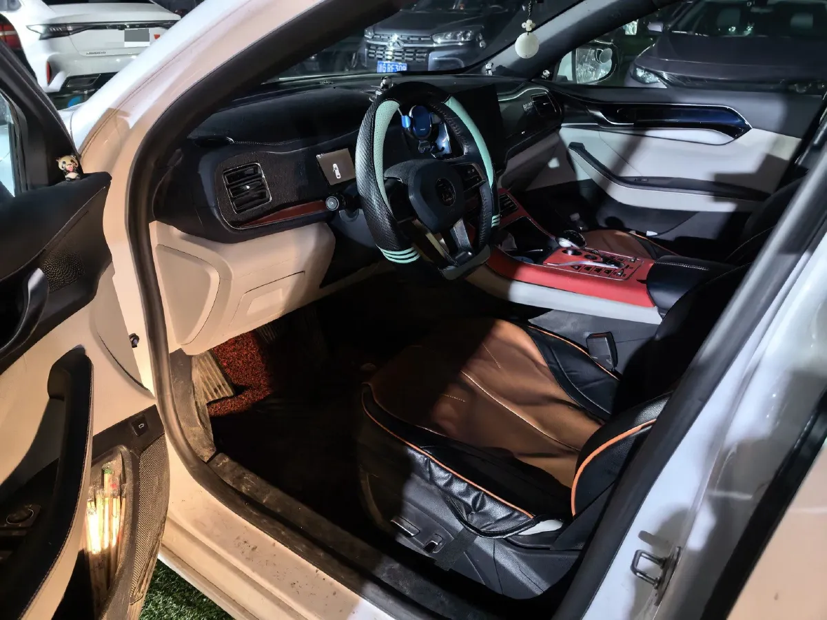 2021 Haval F7 1.5T 169HP L4 7DCT,autocango,china used car exporter,china ev exporter,chinese used car exporter,chinese used ev exporter