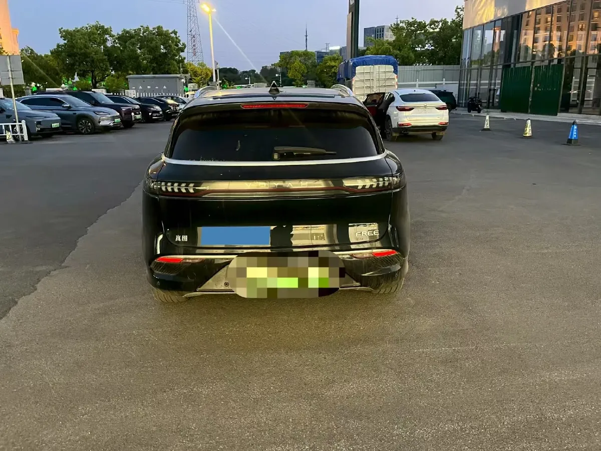 2021 Voyah FREE Range Extended 109HP REEV 33KWH,autocango,china used car exporter,china ev exporter,chinese used car exporter,chinese used ev exporter