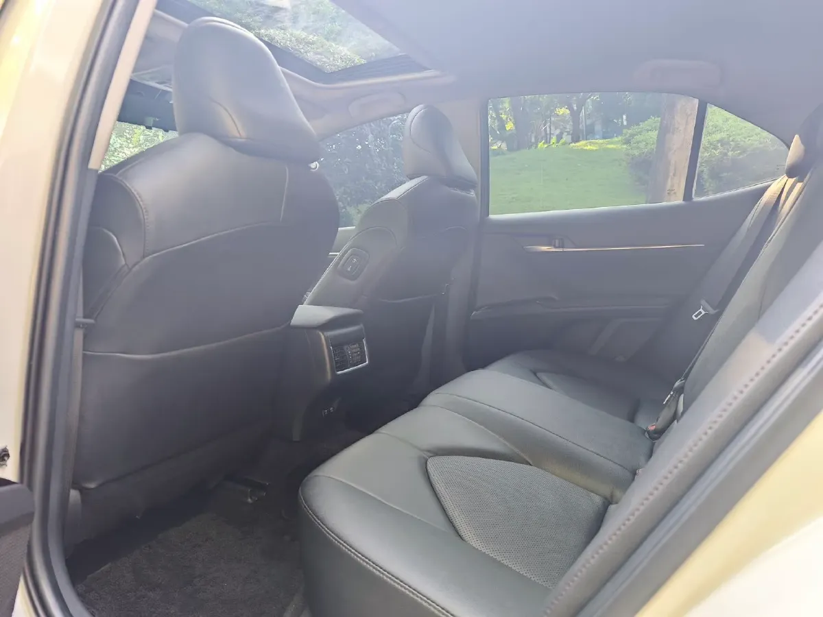 2021 Toyota Camry 2.0L 178HP L4 CVT,autocango,china used car exporter,china ev exporter,chinese used car exporter,chinese used ev exporter
