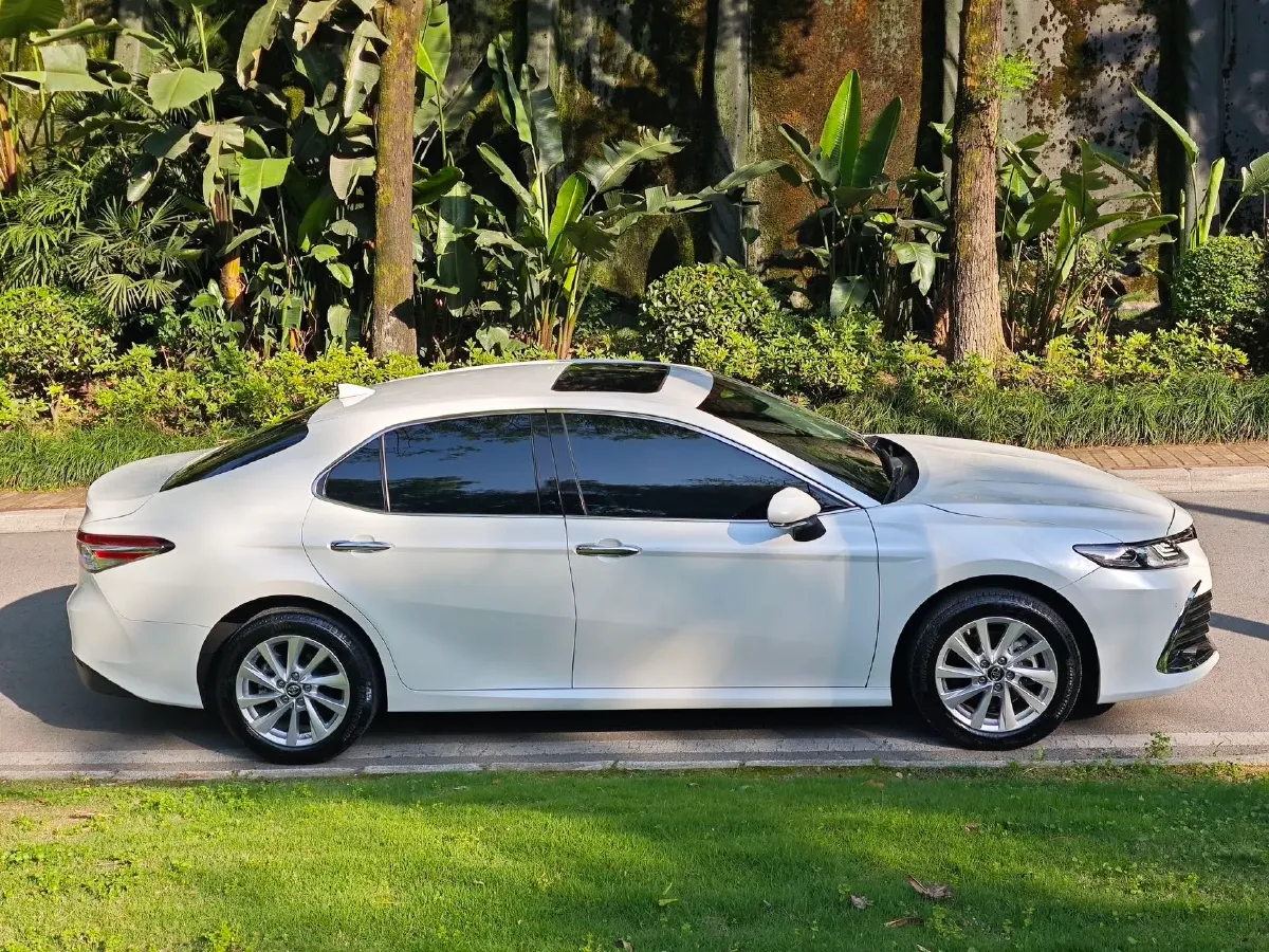 2021 Toyota Camry 2.0L 178HP L4 CVT,autocango,china used car exporter,china ev exporter,chinese used car exporter,chinese used ev exporter