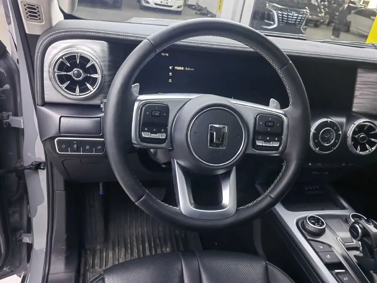 2023 Tank 300 2.0T 227HP L4 8AT,autocango,china used car exporter,china ev exporter,chinese used car exporter,chinese used ev exporter