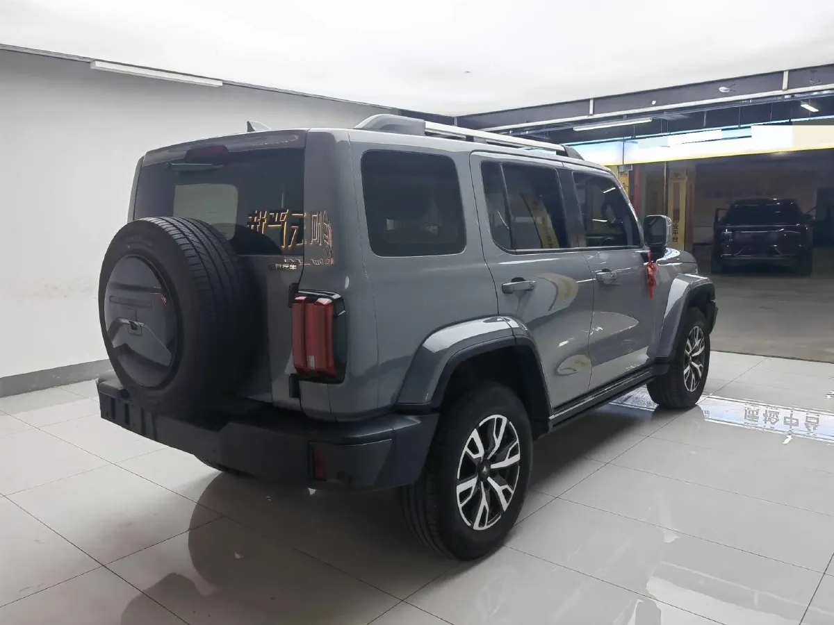 2023 Tank 300 2.0T 227HP L4 8AT,autocango,china used car exporter,china ev exporter,chinese used car exporter,chinese used ev exporter