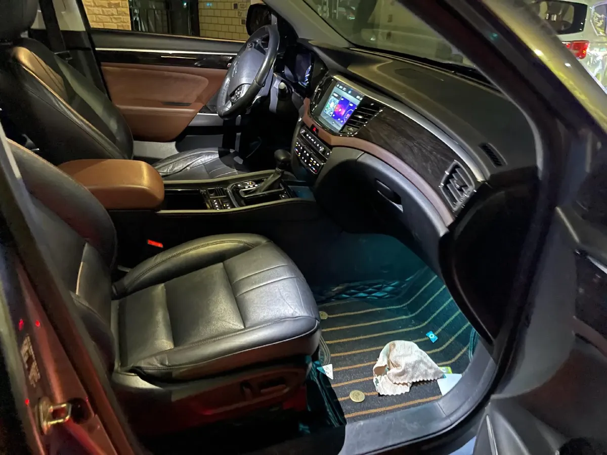 2017 GAC Trumpchi GS8 2.0T 201HP L4 6AT,autocango,china used car exporter,china ev exporter,chinese used car exporter,chinese used ev exporter