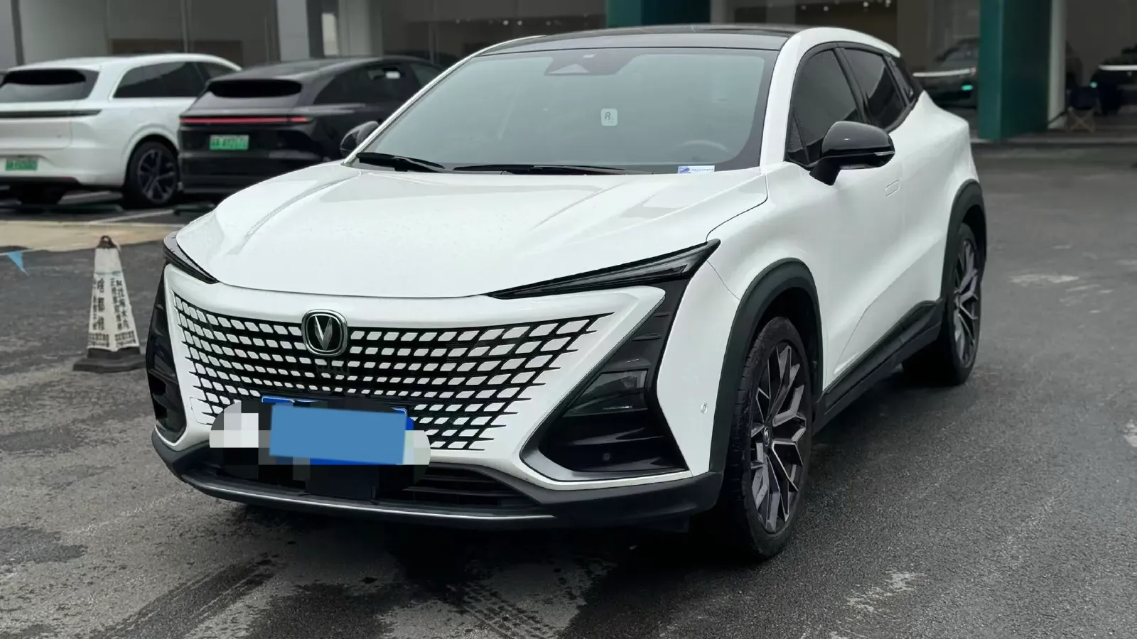 2022 ChangAn UNI-T 1.5T 188HP L4 7DCT,autocango,china used car exporter,china ev exporter,chinese used car exporter,chinese used ev exporter