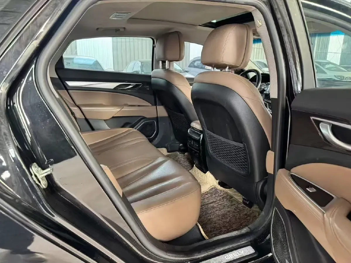 2018 Geely Emgrand GT 1.5T 180HP L3 7DCT,autocango,china used car exporter,china ev exporter,chinese used car exporter,chinese used ev exporter