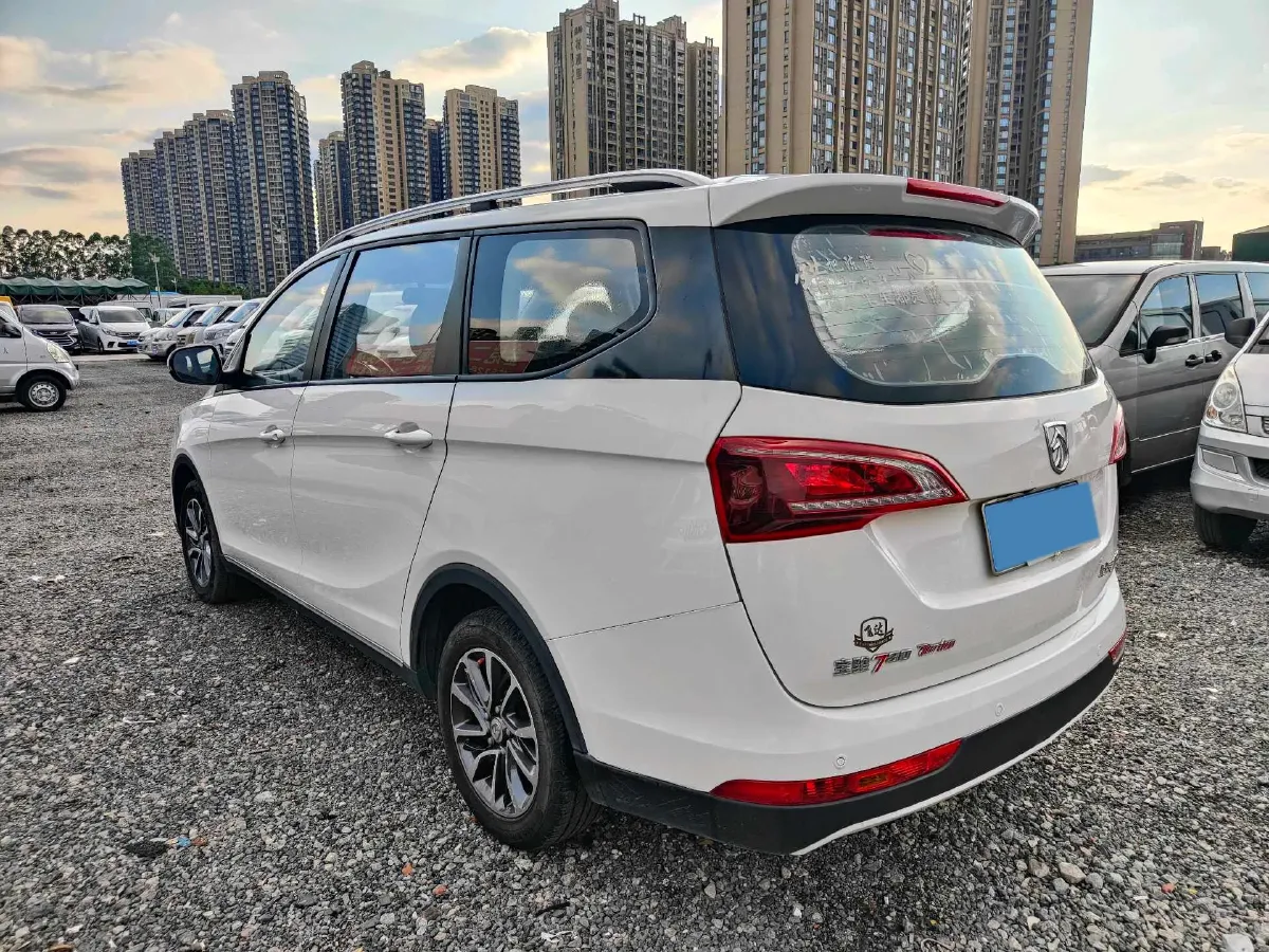 2021 BaoJun 730 1.5T 147HP L4 CVT,autocango,china used car exporter,china ev exporter,chinese used car exporter,chinese used ev exporter