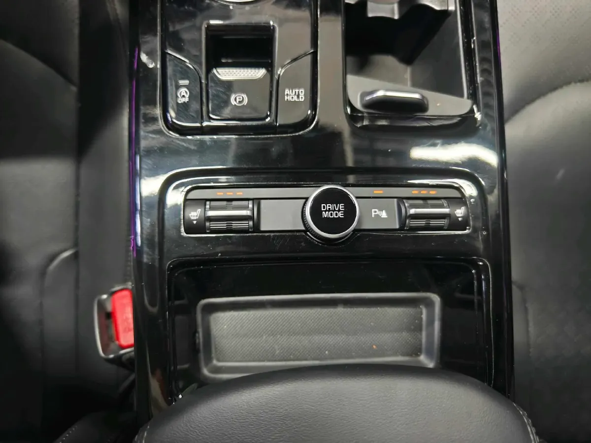 2025 Kia K5 1.5T 170HP L4 7DCT,autocango,china used car exporter,china ev exporter,chinese used car exporter,chinese used ev exporter