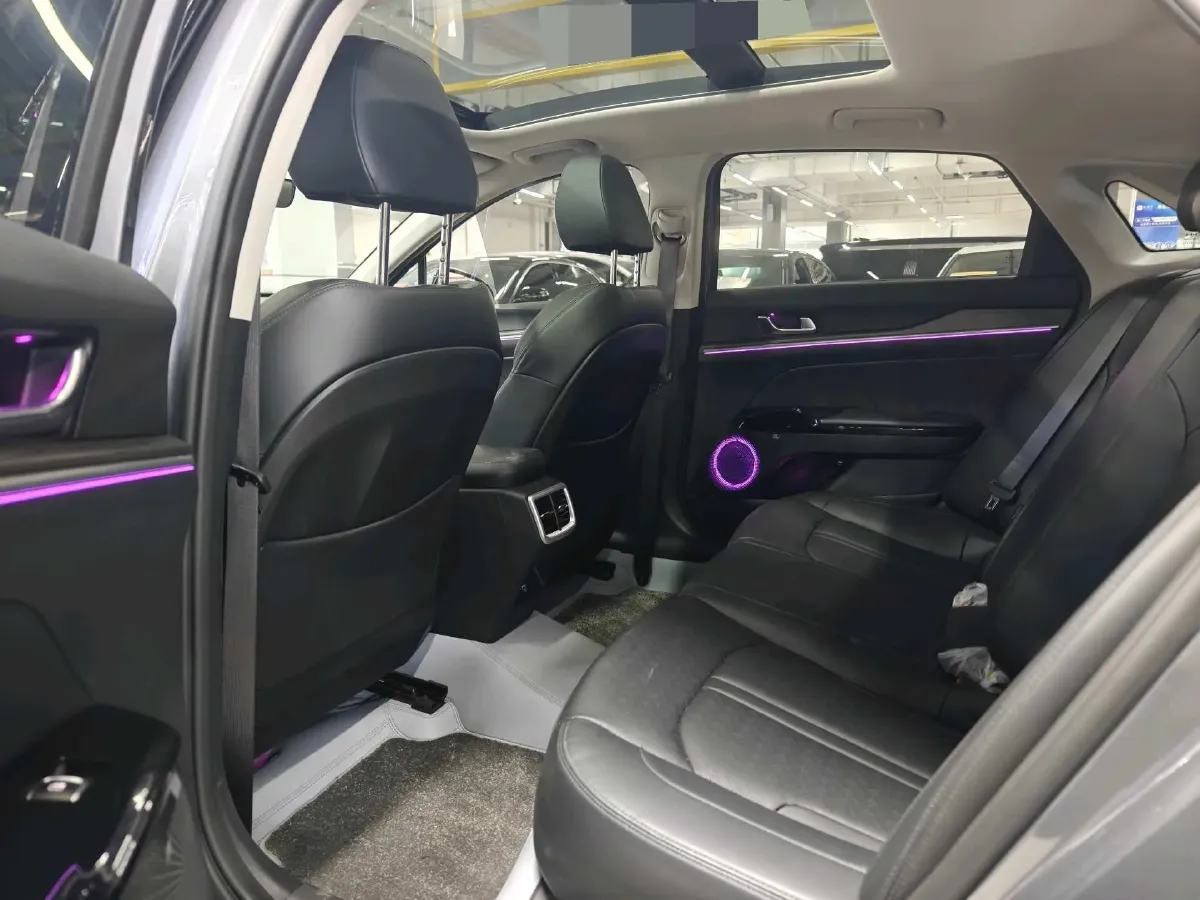 2025 Kia K5 1.5T 170HP L4 7DCT,autocango,china used car exporter,china ev exporter,chinese used car exporter,chinese used ev exporter