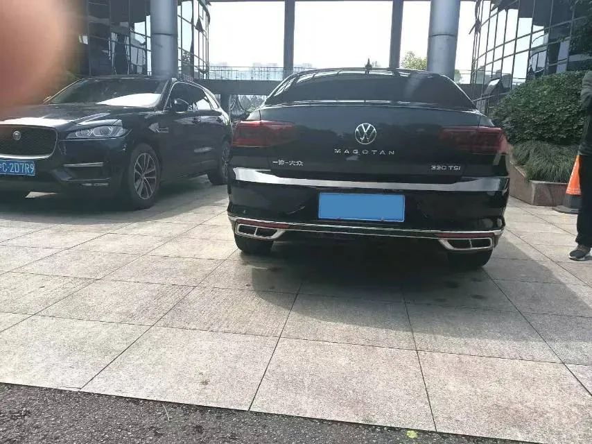 2024 Volkswagen Magotan 2.0T 186HP L4 7DCT,autocango,china used car exporter,china ev exporter,chinese used car exporter,chinese used ev exporter