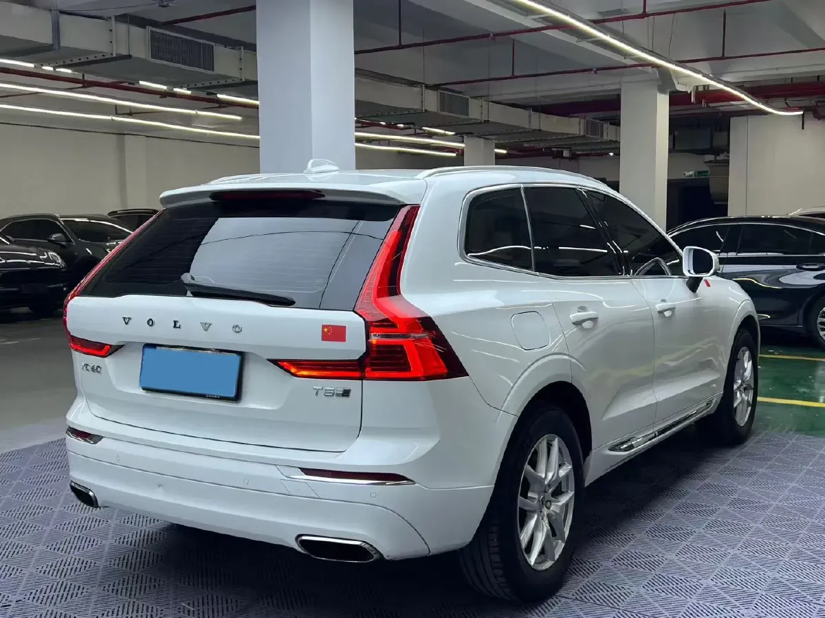 2020 Volvo XC60 2.0T 254HP L4 8AT,autocango,china used car exporter,china ev exporter,chinese used car exporter,chinese used ev exporter