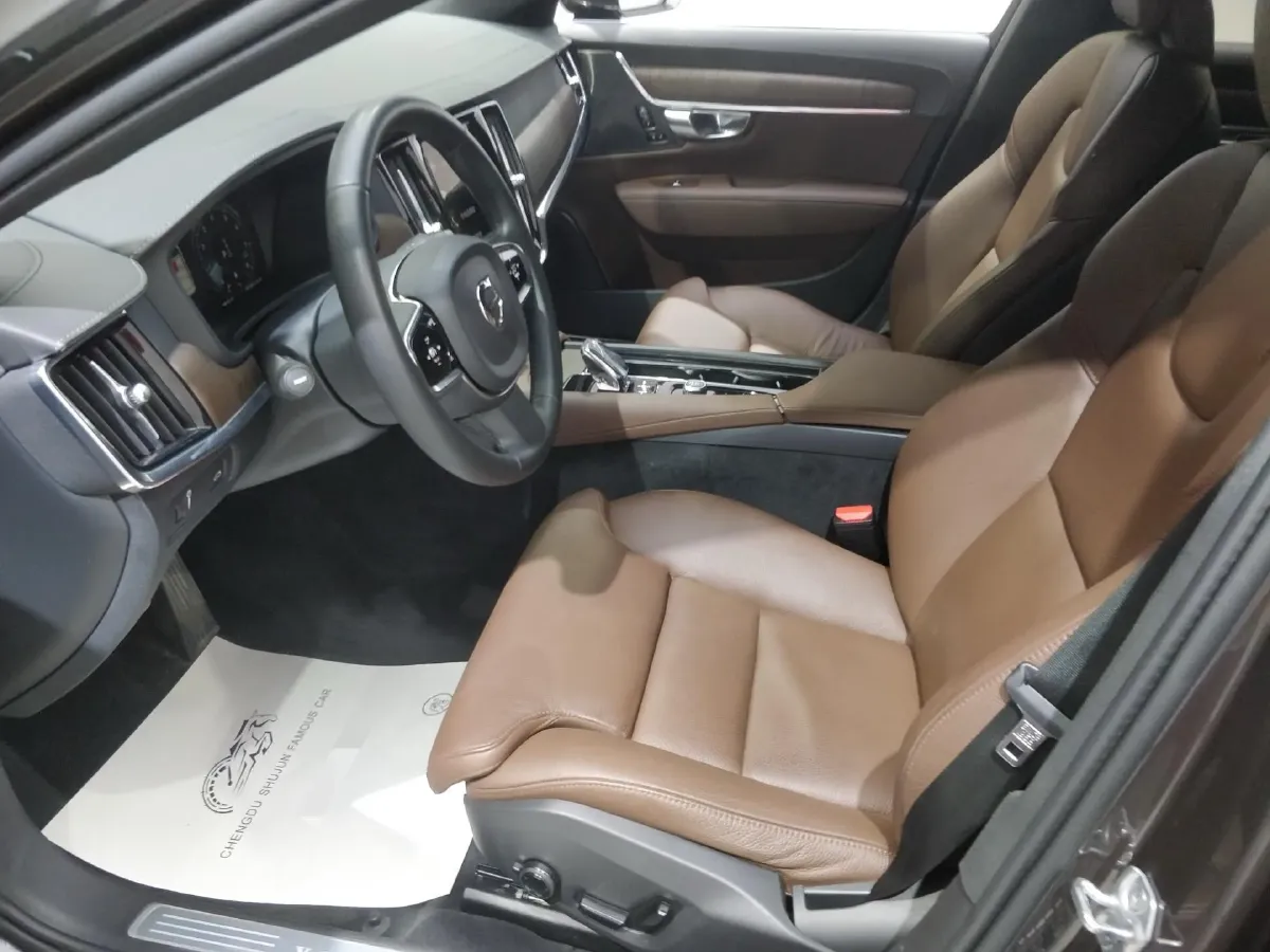 2024 Volvo S90 2.0T 250HP L4 8AT,autocango,china used car exporter,china ev exporter,chinese used car exporter,chinese used ev exporter