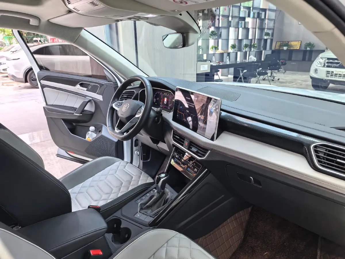 2024 Volkswagen Tayron 1.5T 160HP L4 7DCT,autocango,china used car exporter,china ev exporter,chinese used car exporter,chinese used ev exporter