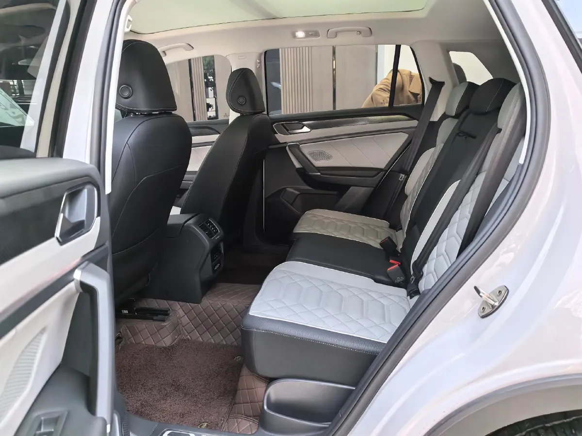 2024 Volkswagen Tayron 1.5T 160HP L4 7DCT,autocango,china used car exporter,china ev exporter,chinese used car exporter,chinese used ev exporter