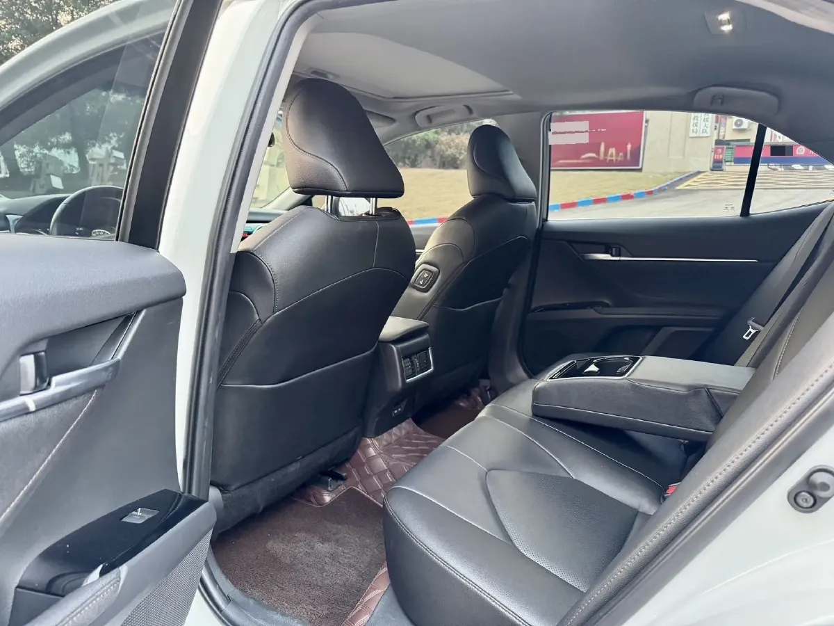 2023 Toyota Camry 2.0L 177HP L4 CVT,autocango,china used car exporter,china ev exporter,chinese used car exporter,chinese used ev exporter