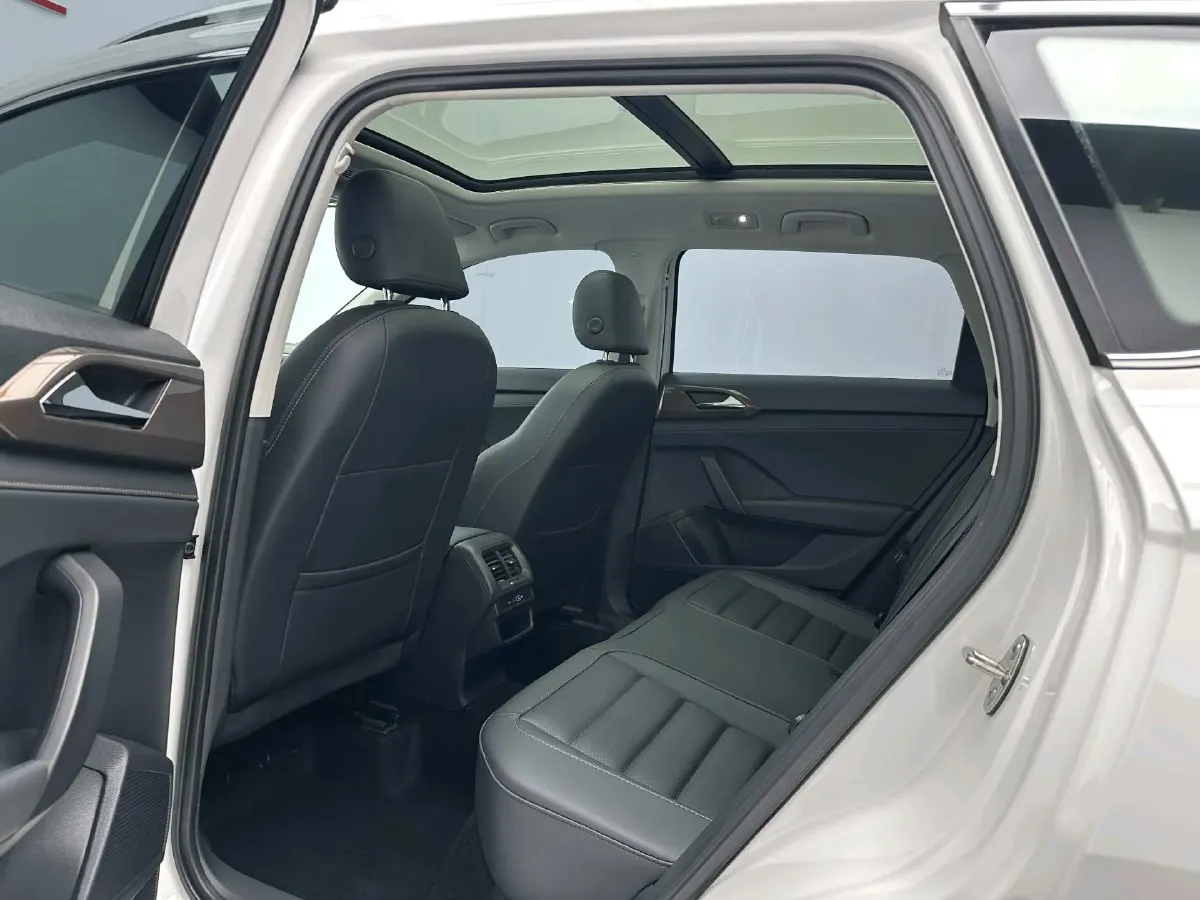 2022 Volkswagen Tharu 1.4T 150HP L4 7DCT,autocango,china used car exporter,china ev exporter,chinese used car exporter,chinese used ev exporter