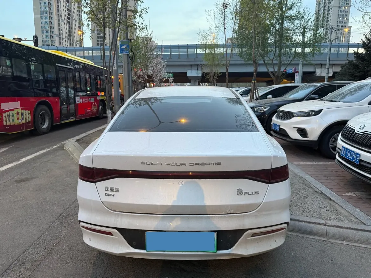 2021 Haval F7 1.5T 169HP L4 7DCT,autocango,china used car exporter,china ev exporter,chinese used car exporter,chinese used ev exporter
