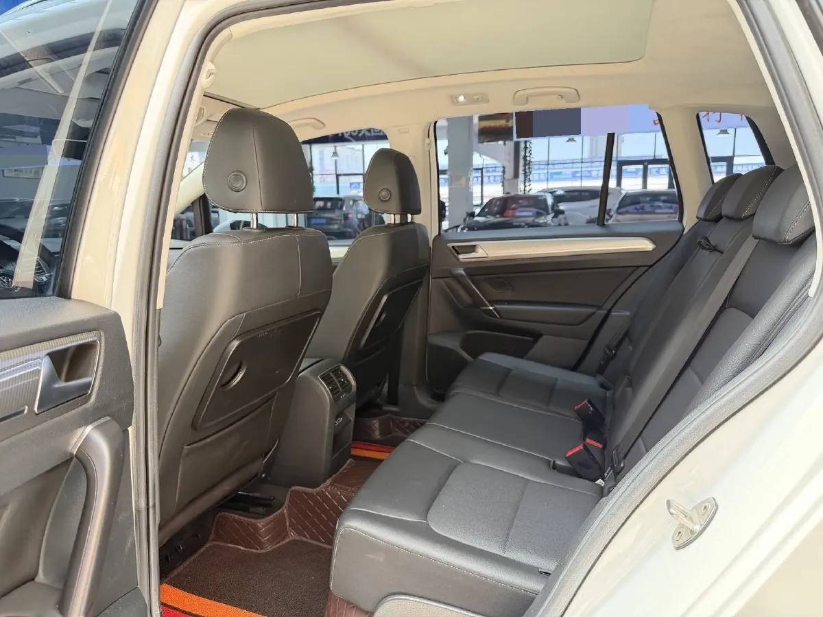 2019 Volkswagen Golf Sportsvan 1.4T 150HP L4 7DCT,autocango,china used car exporter,china ev exporter,chinese used car exporter,chinese used ev exporter