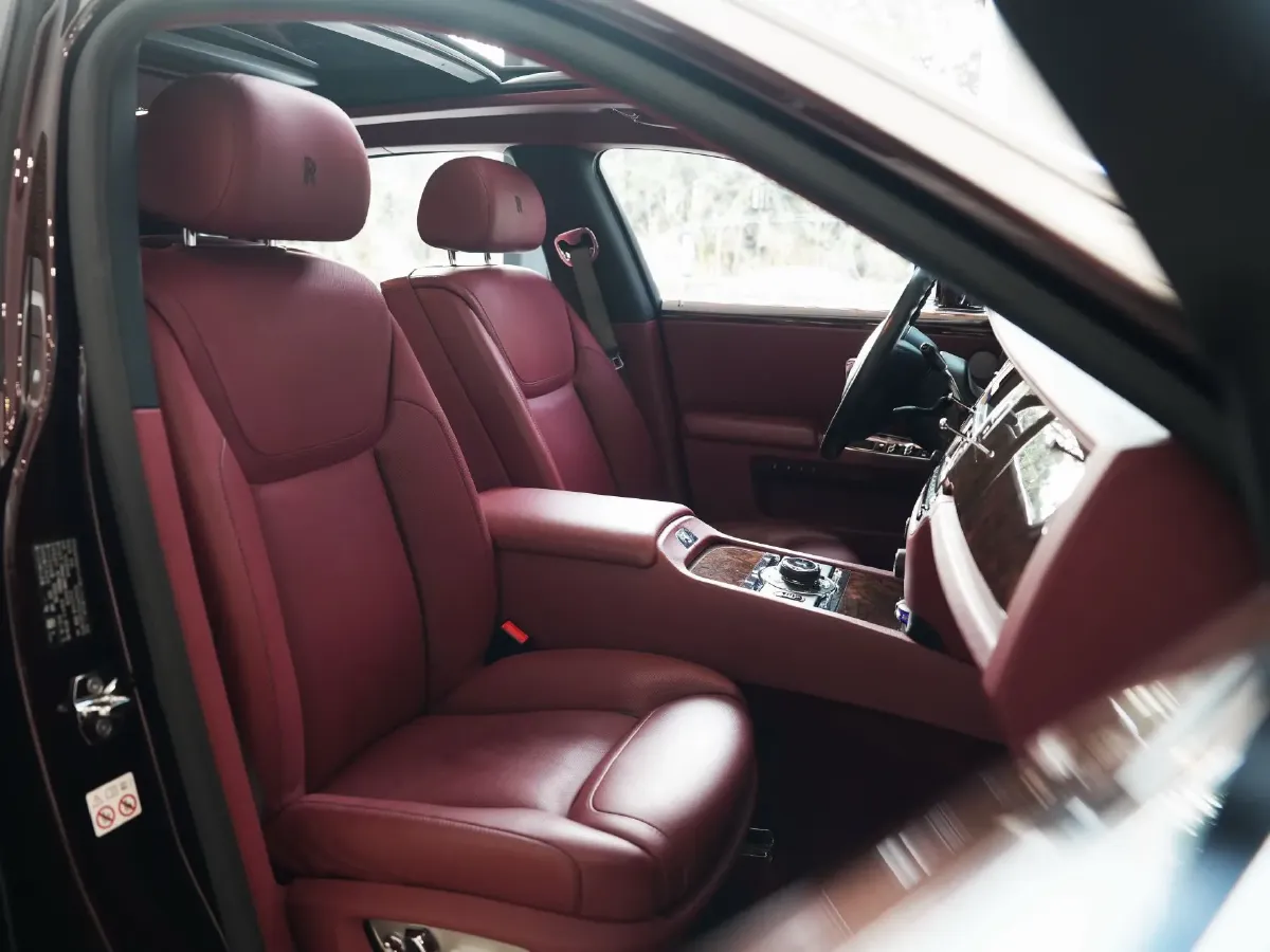 2018 Rolls-Royce Ghost 6.6T 571HP V12 8AT,autocango,china used car exporter,china ev exporter,chinese used car exporter,chinese used ev exporter