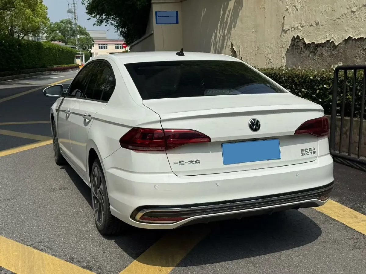 2023 Volkswagen Bora 1.5T 160HP L4 7DCT,autocango,china used car exporter,china ev exporter,chinese used car exporter,chinese used ev exporter