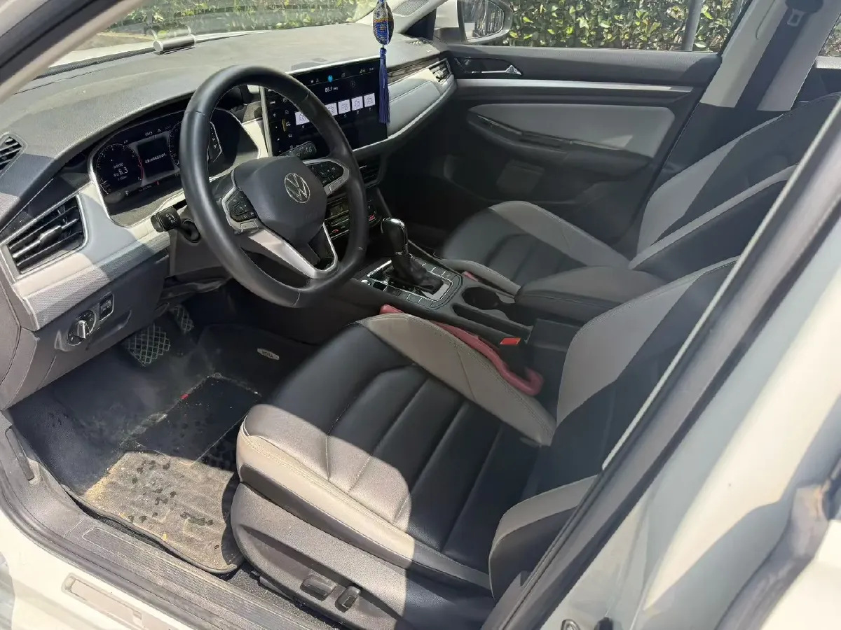 2023 Volkswagen Bora 1.5T 160HP L4 7DCT,autocango,china used car exporter,china ev exporter,chinese used car exporter,chinese used ev exporter