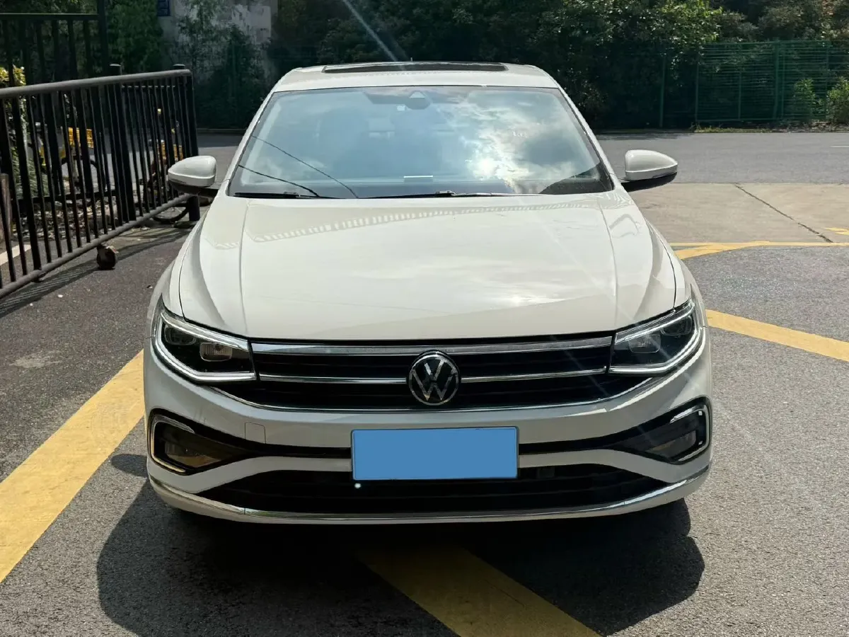 2023 Volkswagen Bora 1.5T 160HP L4 7DCT,autocango,china used car exporter,china ev exporter,chinese used car exporter,chinese used ev exporter