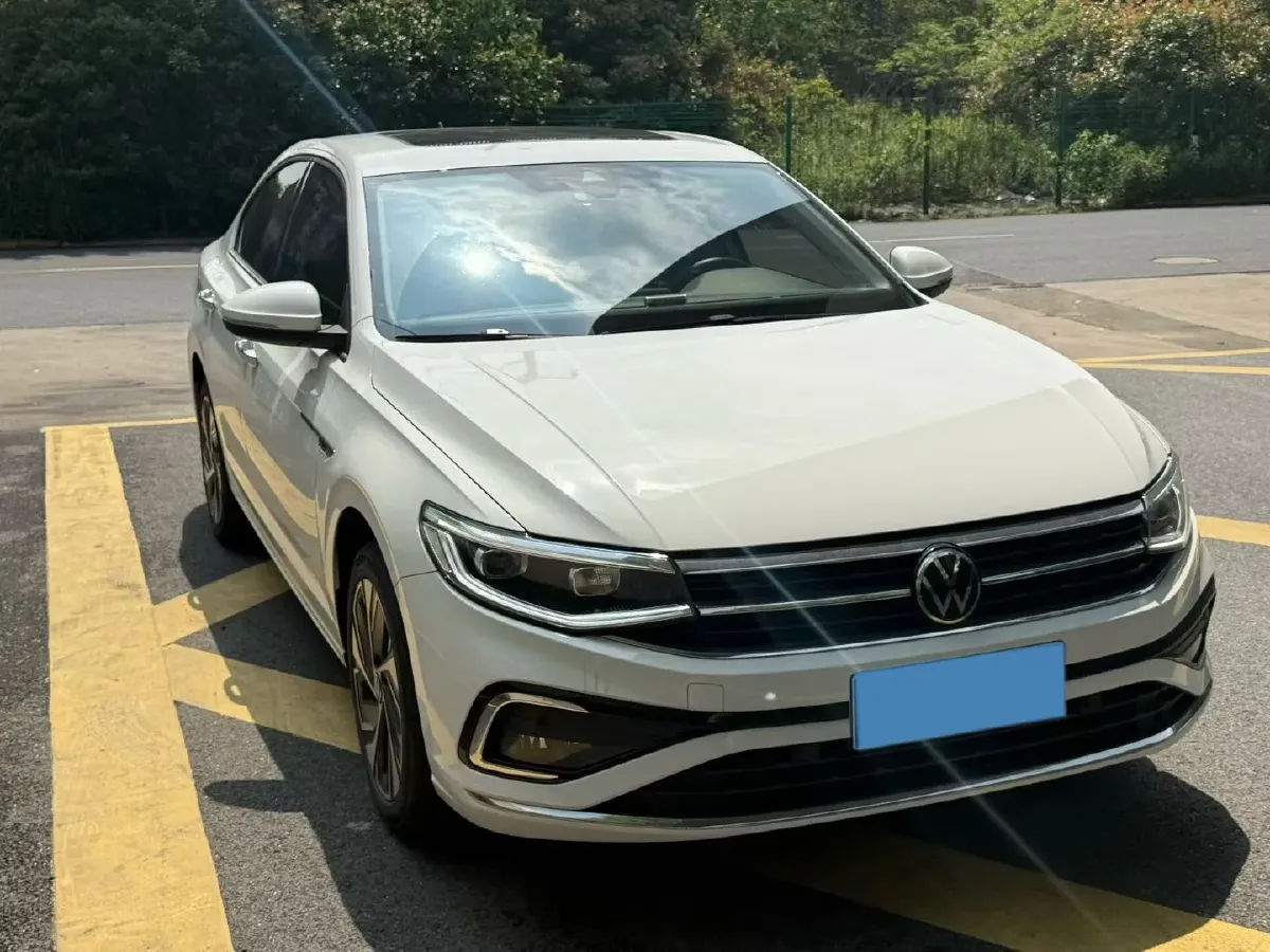 2023 Volkswagen Bora 1.5T 160HP L4 7DCT,autocango,china used car exporter,china ev exporter,chinese used car exporter,chinese used ev exporter