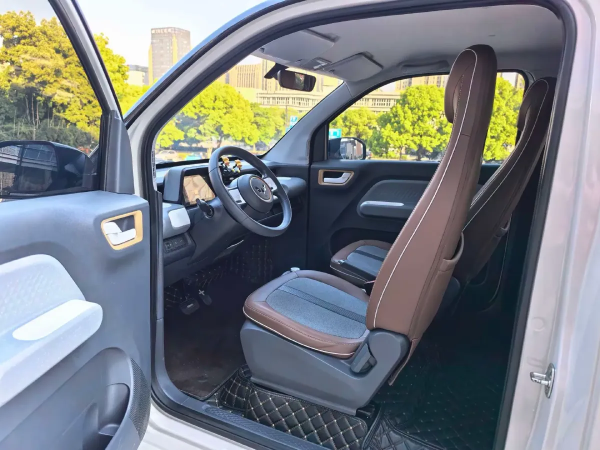 2022 WuLing HongGuang MINI EV BEV 17.3KWH,autocango,china used car exporter,china ev exporter,chinese used car exporter,chinese used ev exporter