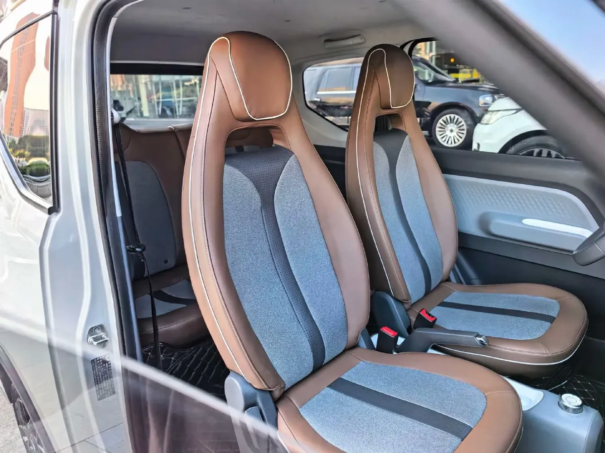 2022 WuLing HongGuang MINI EV BEV 17.3KWH,autocango,china used car exporter,china ev exporter,chinese used car exporter,chinese used ev exporter