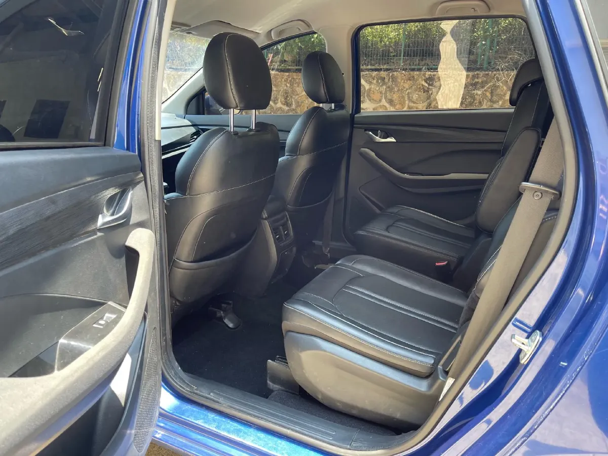 2018 BaoJun 360 1.5L 112HP L4 6MT,autocango,china used car exporter,china ev exporter,chinese used car exporter,chinese used ev exporter