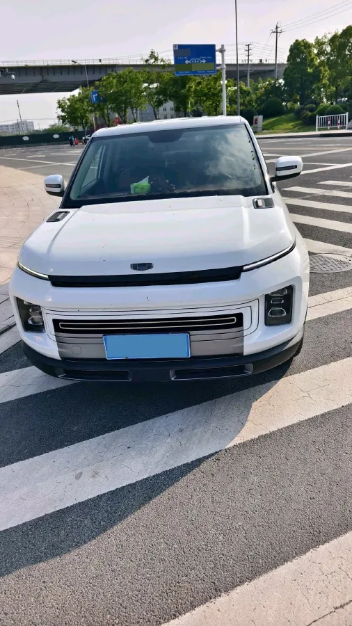 2020 Geely ICON 1.5T 177HP L3 6AT,autocango,china used car exporter,china ev exporter,chinese used car exporter,chinese used ev exporter