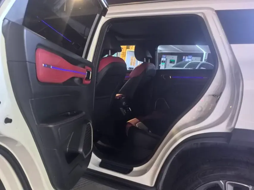 2020 Geely ICON 1.5T 177HP L3 7DCT,autocango,china used car exporter,china ev exporter,chinese used car exporter,chinese used ev exporter