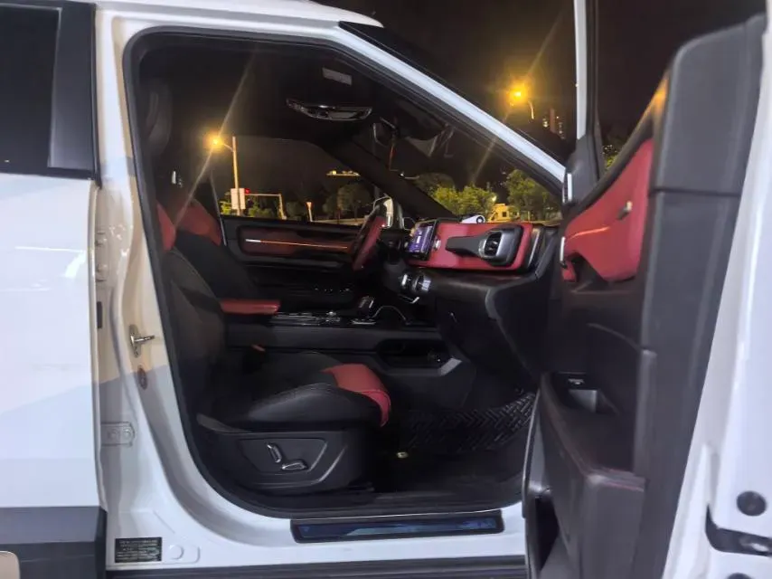2020 Geely ICON 1.5T 177HP L3 7DCT,autocango,china used car exporter,china ev exporter,chinese used car exporter,chinese used ev exporter