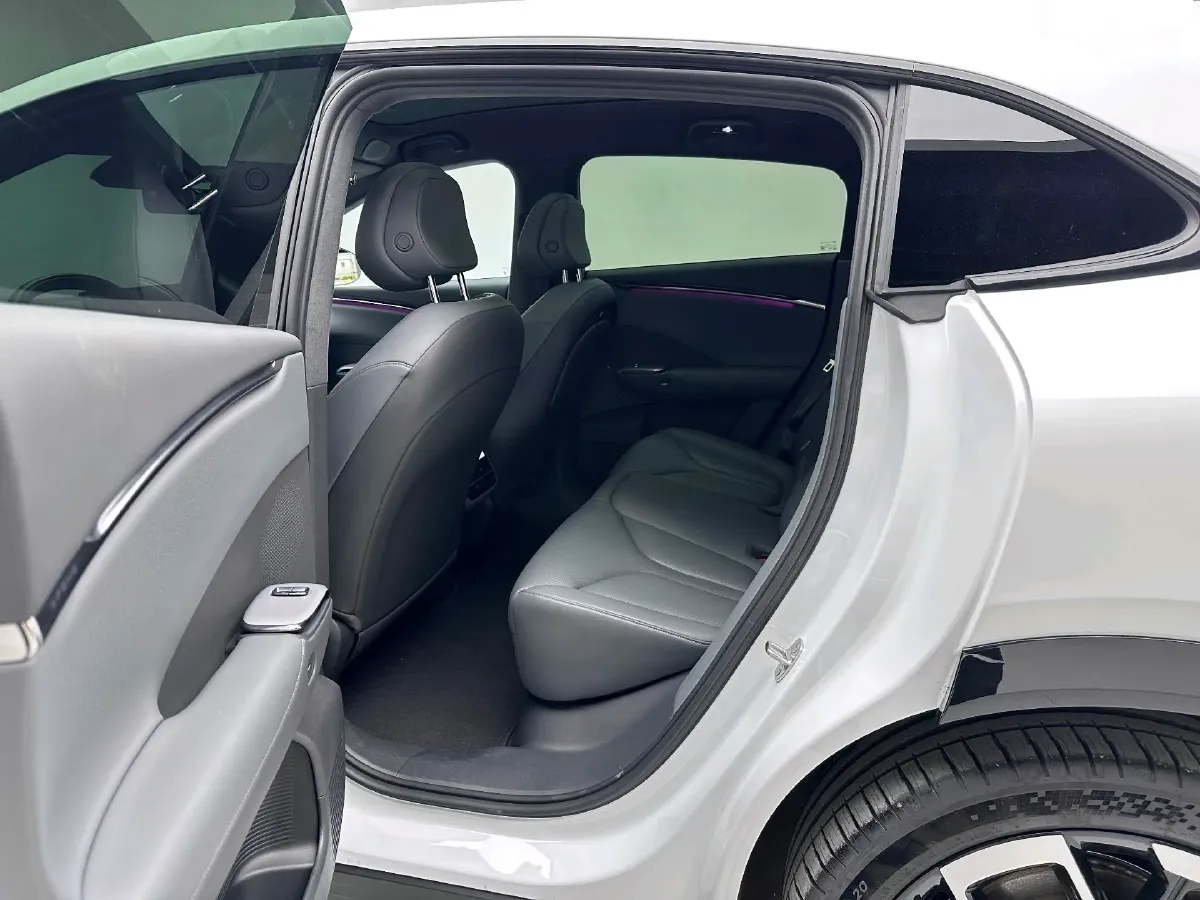 2025 Xpeng G7 BEV,autocango,china used car exporter,china ev exporter,chinese used car exporter,chinese used ev exporter