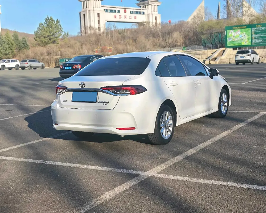 2022 Toyota Corolla 1.2T 116HP L4 CVT,autocango,china used car exporter,china ev exporter,chinese used car exporter,chinese used ev exporter