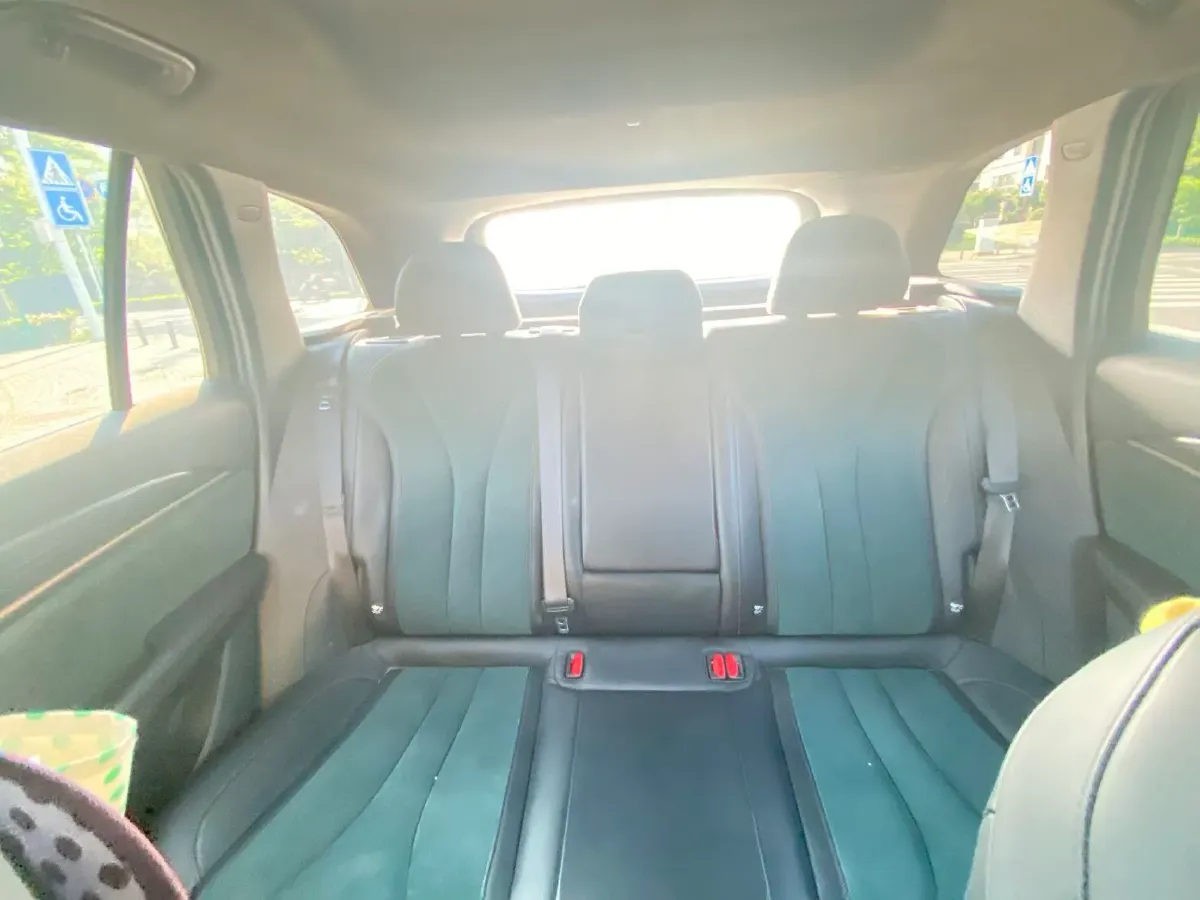 2021 Geely Monjaro 2.0T 238HP L4 8AT,autocango,china used car exporter,china ev exporter,chinese used car exporter,chinese used ev exporter
