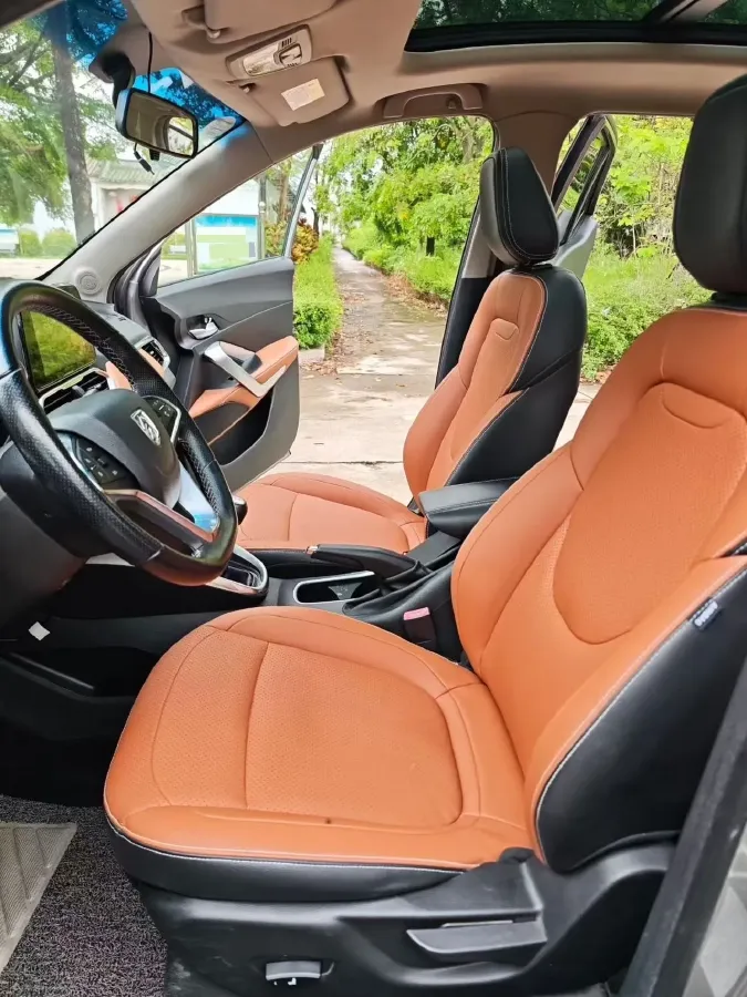 2017 BaoJun 510 1.5L 112HP L4 6MT,autocango,china used car exporter,china ev exporter,chinese used car exporter,chinese used ev exporter
