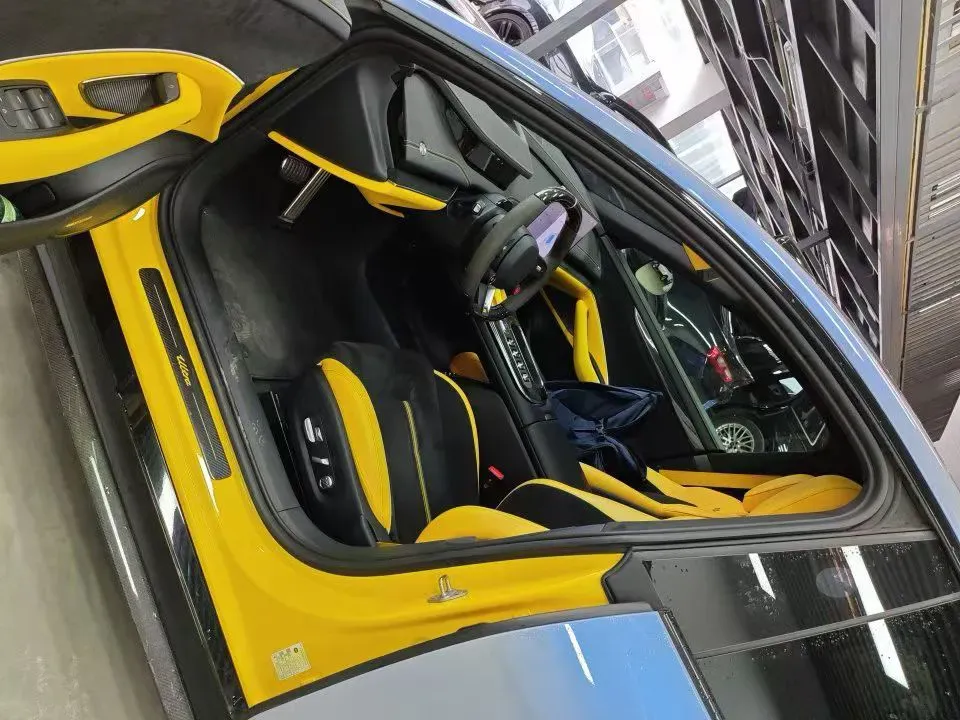 2025 MI SU7 Ultra BEV 93.7KWH,autocango,china used car exporter,china ev exporter,chinese used car exporter,chinese used ev exporter
