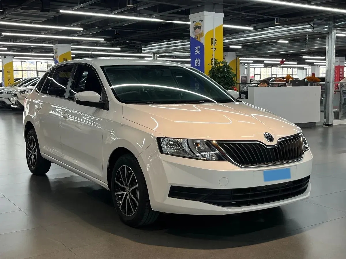2019 Skoda Rapid Spaceback 1.5L 110HP L4 6AT,autocango,china used car exporter,china ev exporter,chinese used car exporter,chinese used ev exporter