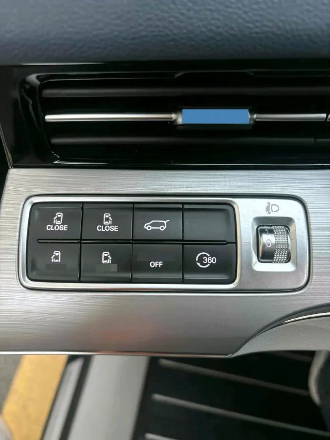 2021 Roewe iMAX8 2.0T 234HP L4 8AT,autocango,china used car exporter,china ev exporter,chinese used car exporter,chinese used ev exporter