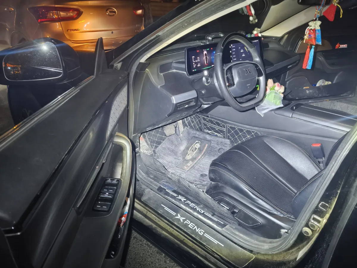 2020 Xpeng P7 BEV 70.8KWH,autocango,china used car exporter,china ev exporter,chinese used car exporter,chinese used ev exporter