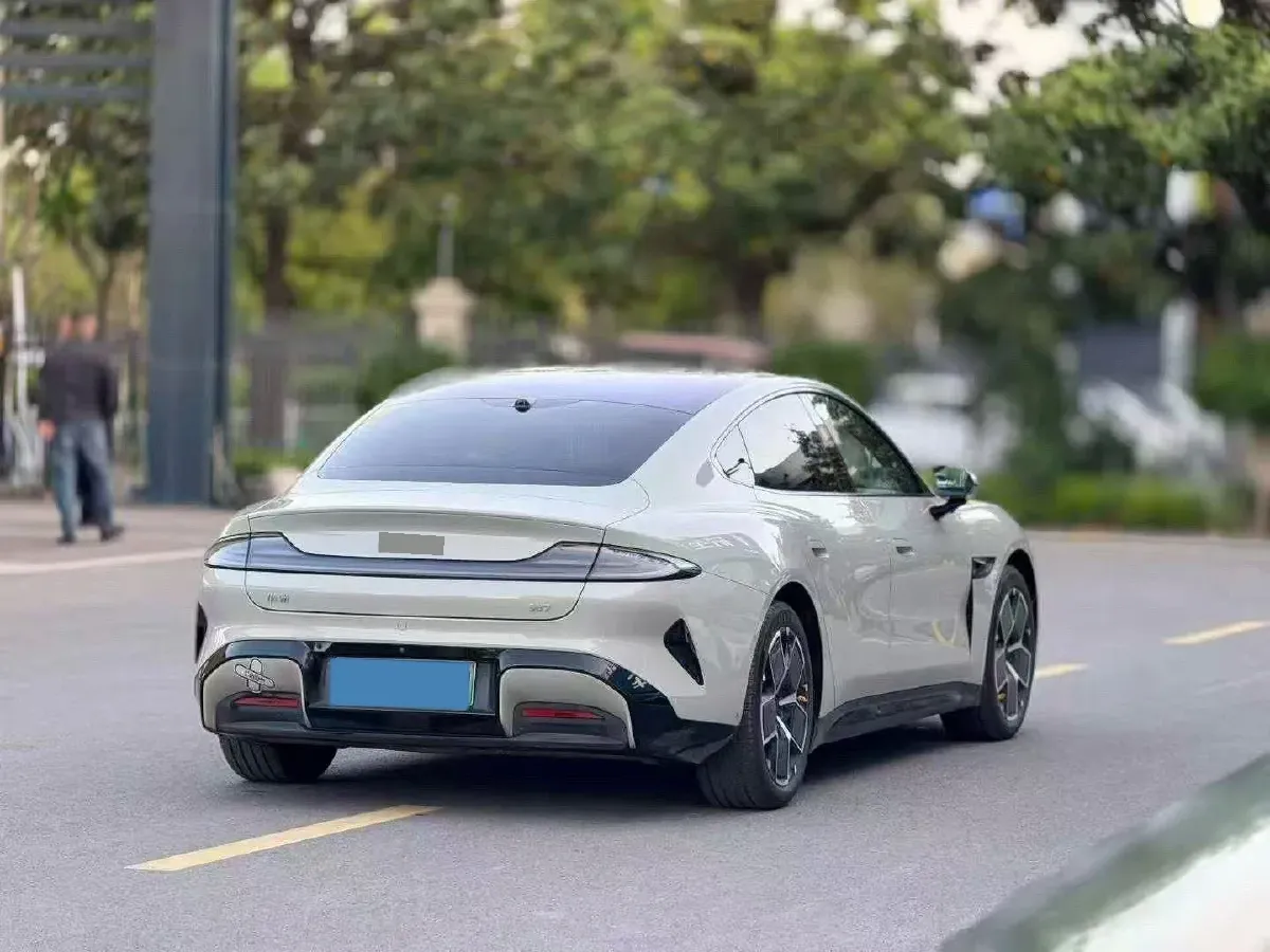 2024 MI SU7 BEV 73.6KWH,autocango,china used car exporter,china ev exporter,chinese used car exporter,chinese used ev exporter