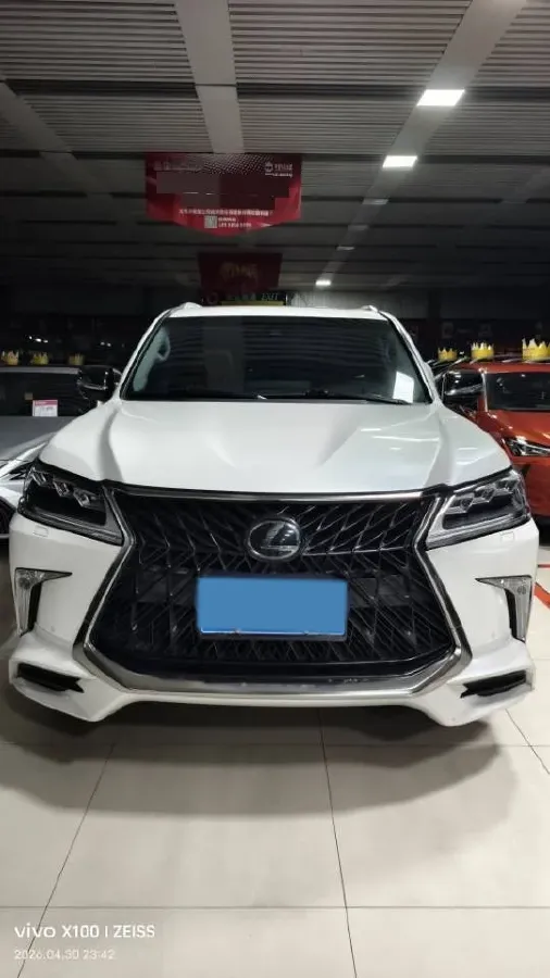 2017 Lexus LX 5.7L 367HP V8 8AT,autocango,china used car exporter,china ev exporter,chinese used car exporter,chinese used ev exporter