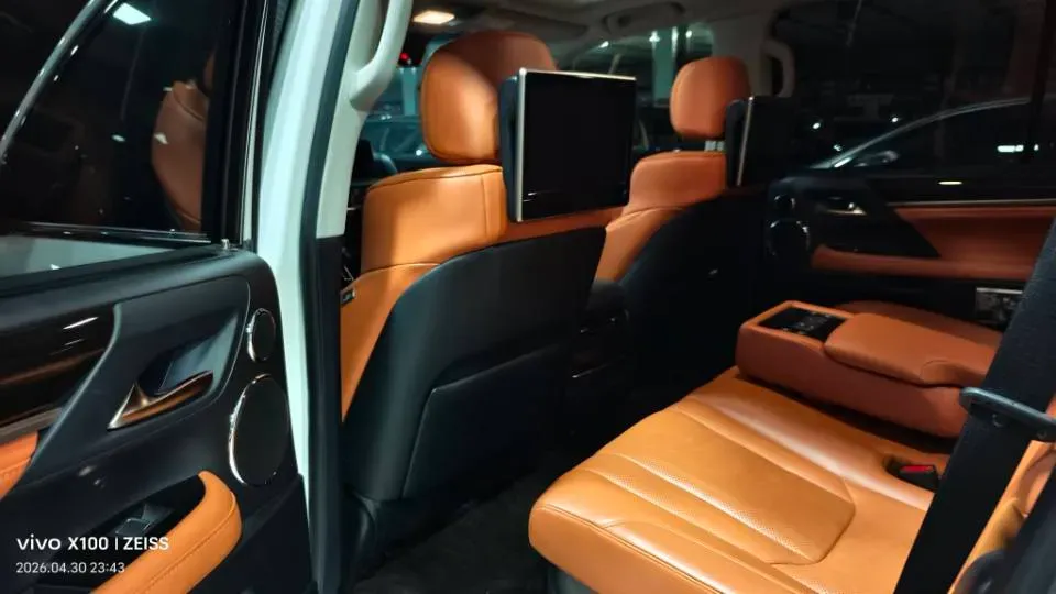 2017 Lexus LX 5.7L 367HP V8 8AT,autocango,china used car exporter,china ev exporter,chinese used car exporter,chinese used ev exporter