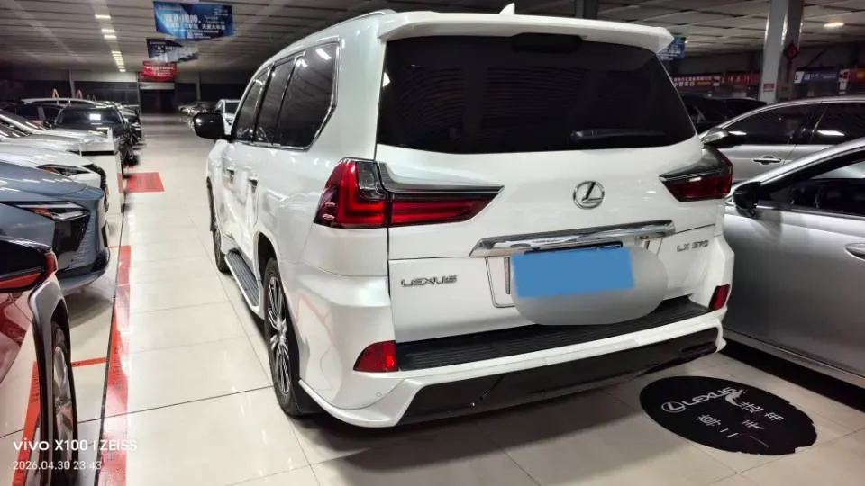 2017 Lexus LX 5.7L 367HP V8 8AT,autocango,china used car exporter,china ev exporter,chinese used car exporter,chinese used ev exporter