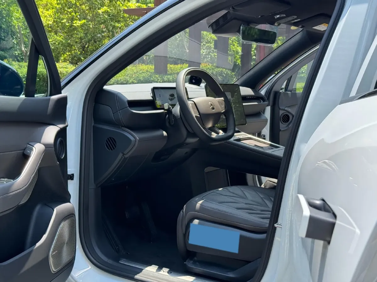 2026 BMW i3 BEV,autocango,china used car exporter,china ev exporter,chinese used car exporter,chinese used ev exporter