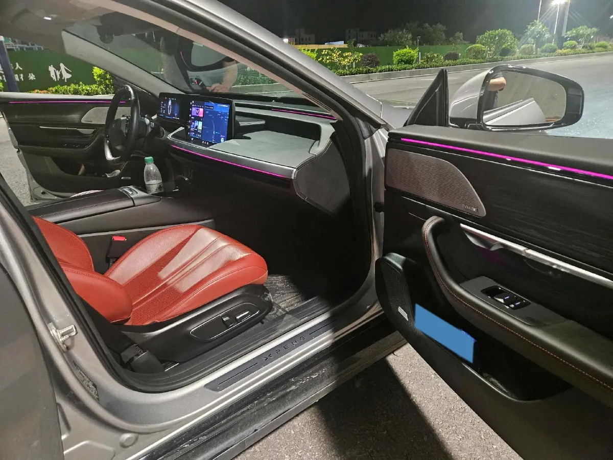 2020 DS 7 1.6T 215HP L4 8AT,autocango,china used car exporter,china ev exporter,chinese used car exporter,chinese used ev exporter