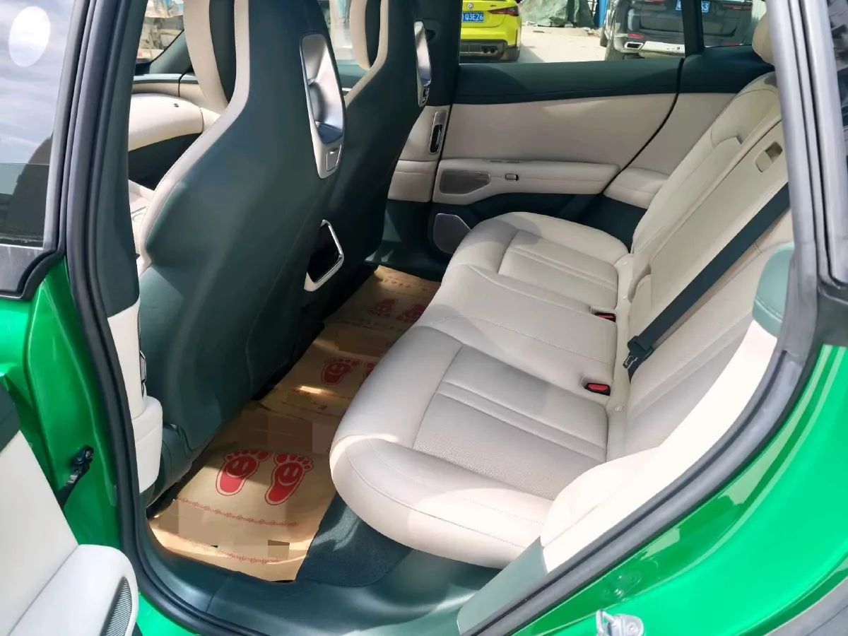 2025 MI YU7 BEV 96.3KWH,autocango,china used car exporter,china ev exporter,chinese used car exporter,chinese used ev exporter