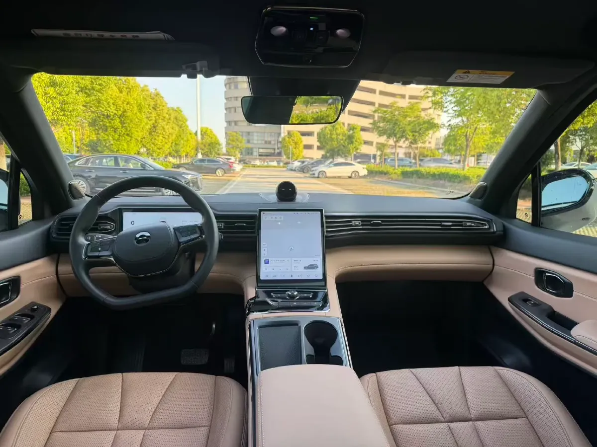 2020 NIO ES8 BEV 70KWH,autocango,china used car exporter,china ev exporter,chinese used car exporter,chinese used ev exporter
