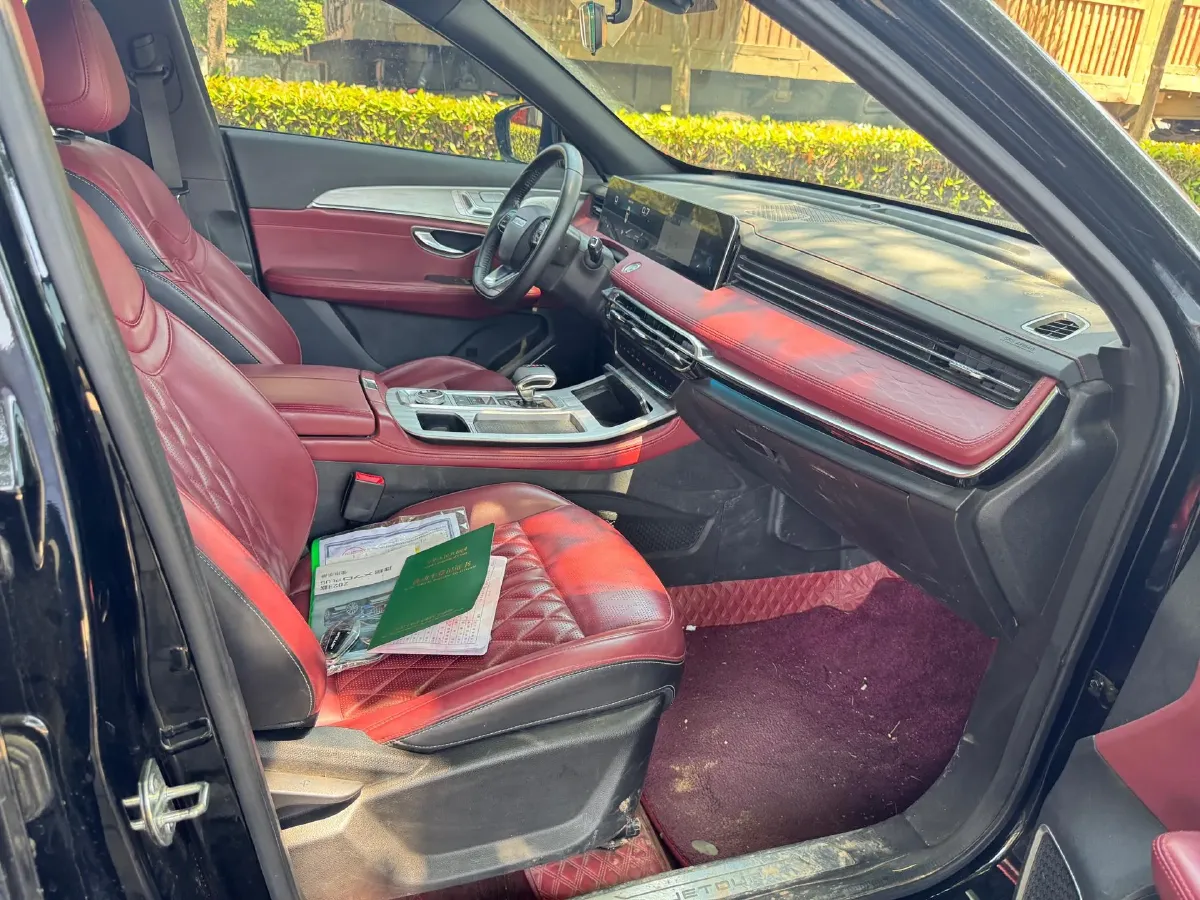 2023 Jetour X70 Plus 1.5T 156HP L4 6MT,autocango,china used car exporter,china ev exporter,chinese used car exporter,chinese used ev exporter